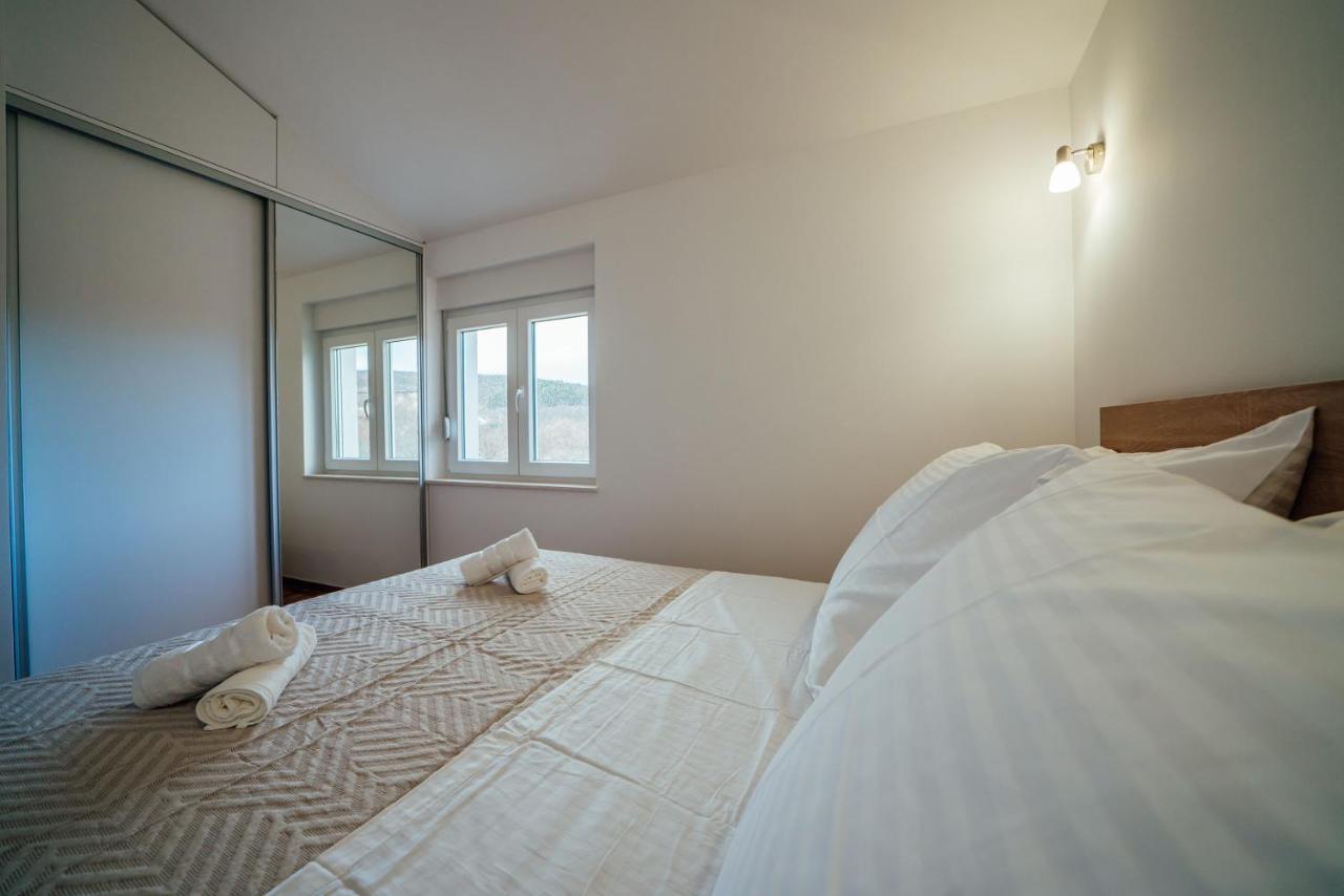 Apartman Mlikota Zagvozd Eksteriør billede